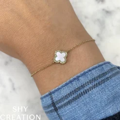 0.07CT DIAMOND & 0.40CT MOTHER OF PEARL CLOVER BRACELET