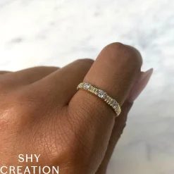 0.24CT DIAMOND BAND