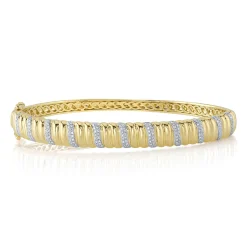 0.46CT DIAMOND BANGLE