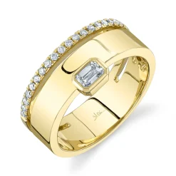0.39CT DIAMOND EMERALD BAND